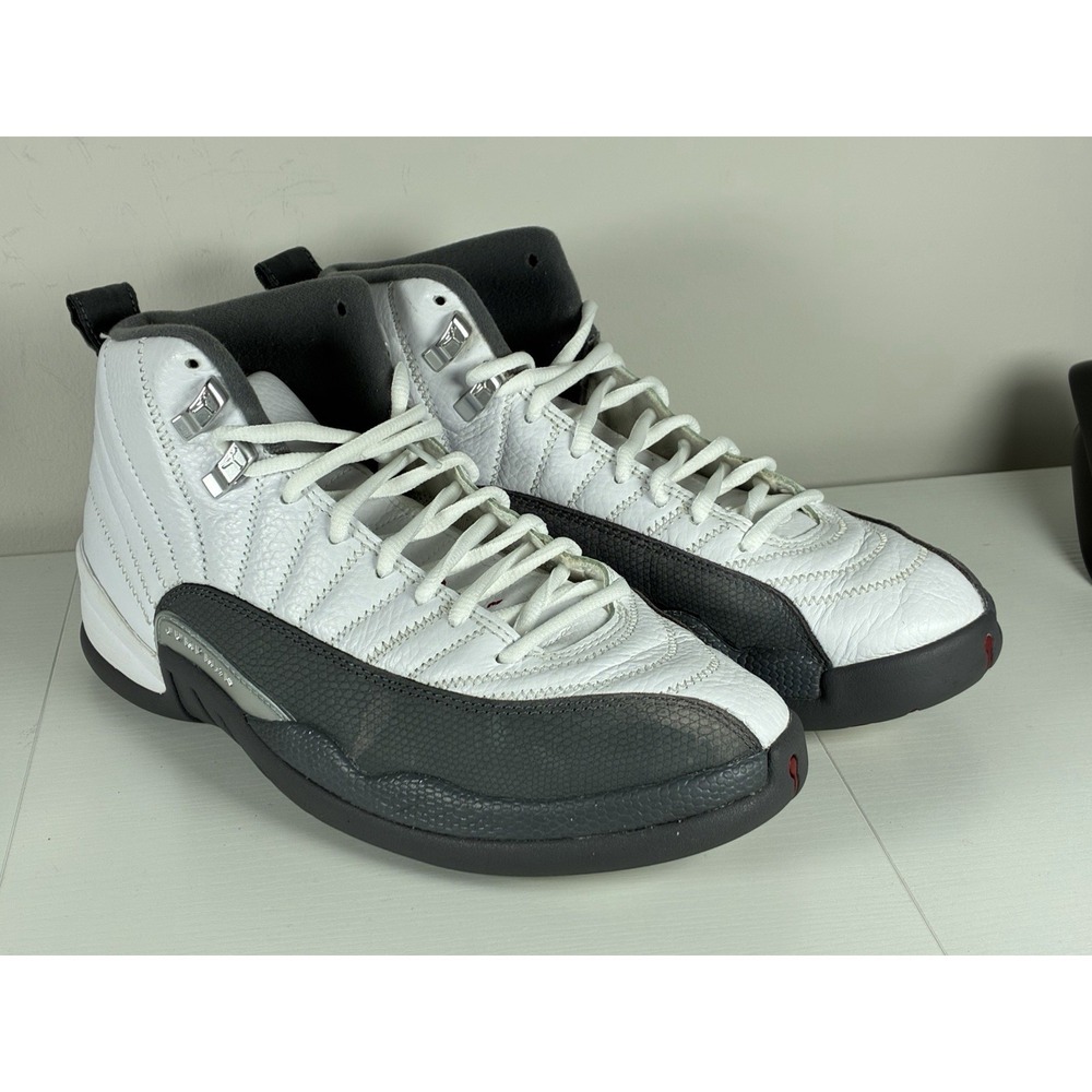 Air Jordan 12 Retro "Dark Grey" Size 9.5 Mens Nike White Flint 130690-160